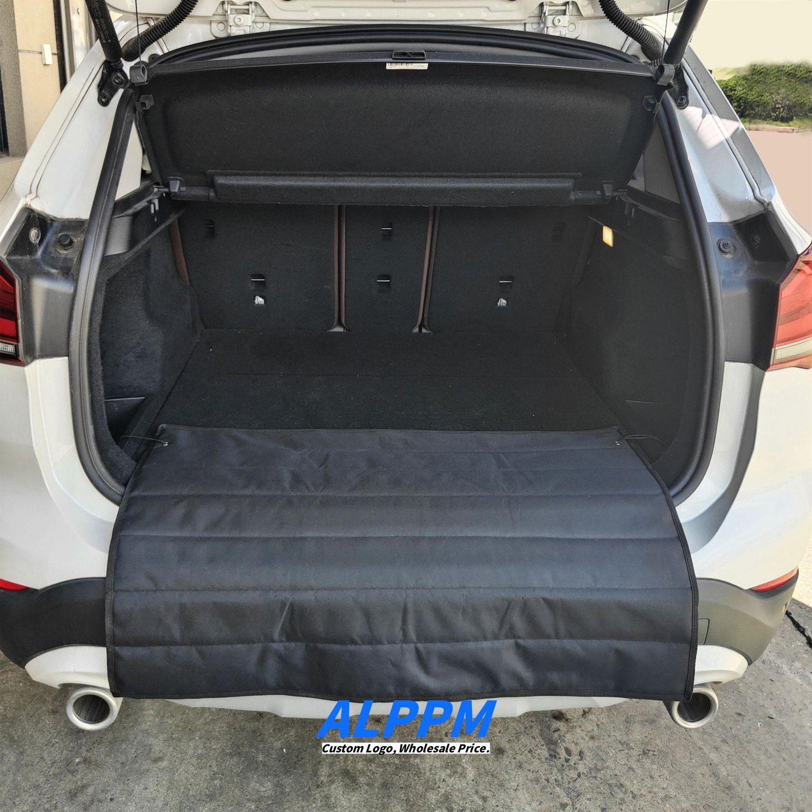 96x64cm Custom Widened Foldable Car Trunk Anti-Dirt Bumper Protection Pad Easy Clean Large Anti-Collision Vehicle Mat - Manufacturer