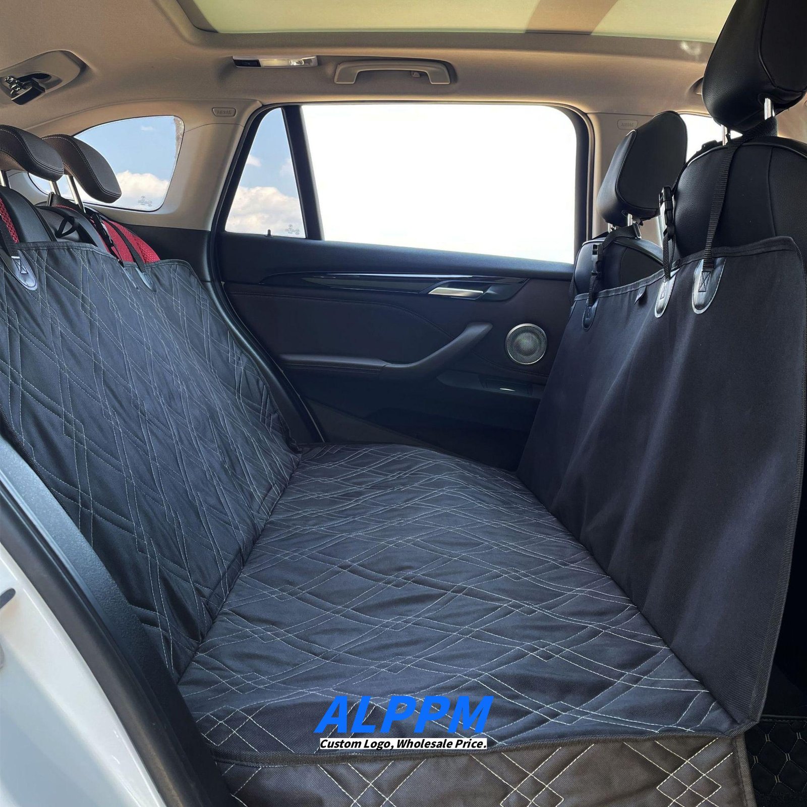 Wholesale 137x145cm Durable PP Cotton Thickened Car Pet Rear Seat Cushion Waterproof Anti-Dirt Vehicle Protection Mat - Supplier